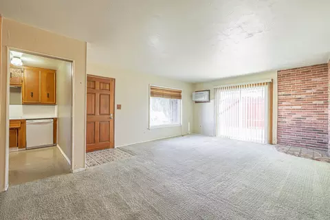 907 Black Oak Dr, Tehachapi, CA 93561 photo 5