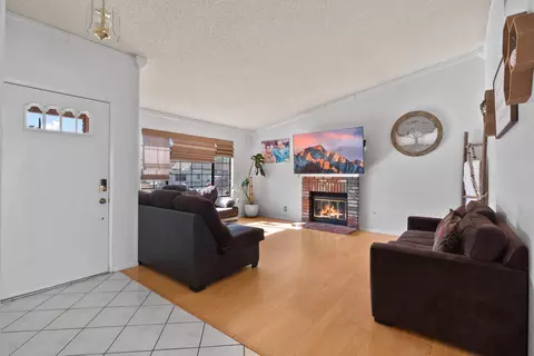 37544 17th St E, Palmdale, CA 93550 photo 4
