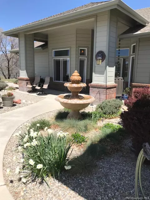 24105 Woodbine Ct, Tehachapi, CA 93561 photo 4