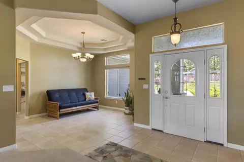 24105 Woodbine Ct, Tehachapi, CA 93561 photo 6