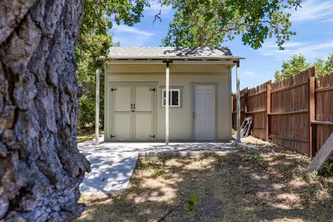 24105 Woodbine Ct, Tehachapi, CA 93561 photo 43