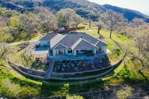 24105 Woodbine Ct, Tehachapi, CA 93561 photo 31