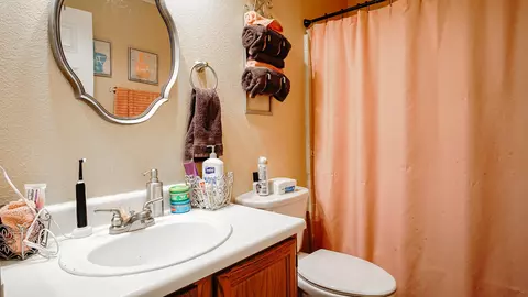 43828 Tranquility Ct, Lancaster, CA 93535 photo 13