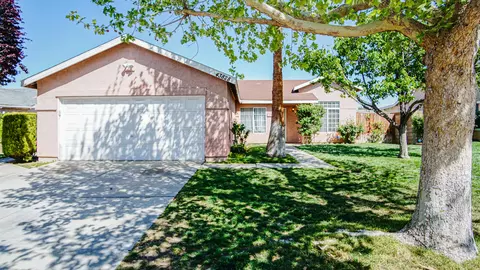 43828 Tranquility Ct, Lancaster, CA 93535 photo 1