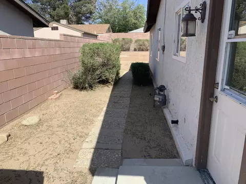 45534 E 5th St, Lancaster, CA 93535 photo 6