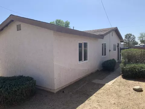 45534 E 5th St, Lancaster, CA 93535 photo 3