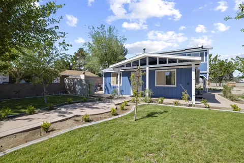 43131 E 7th St, Lancaster, CA 93535 photo 2