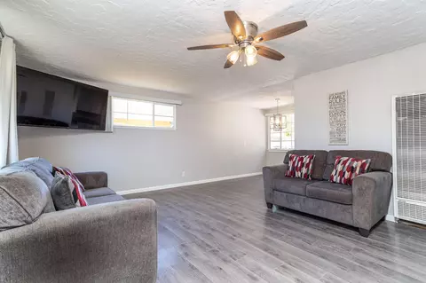 1241 Boyden Ave, Lancaster, CA 93534 photo 2