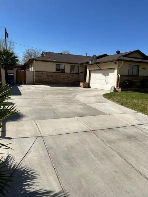 44529 Loneoak Ave, Lancaster, CA 93534 photo 2