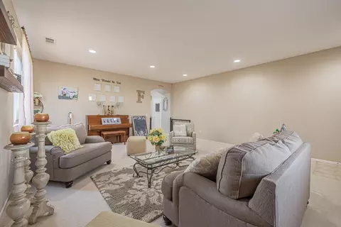 44331 W 53rd St, Lancaster, CA 93536 photo 6