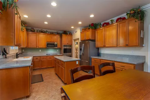 43647 W 57th St, Lancaster, CA 93536 photo 7