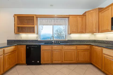 25040 Cannonero Ct, Tehachapi, CA 93561 photo 7