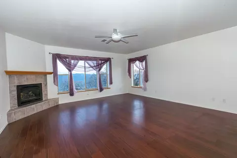 25040 Cannonero Ct, Tehachapi, CA 93561 photo 21