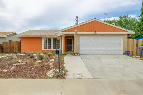 44209 Foxton Ave, Lancaster, CA 93535 photo 1