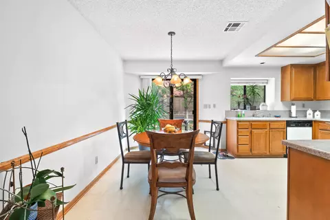 2802 Princeton Way, Lancaster, CA 93536 photo 5