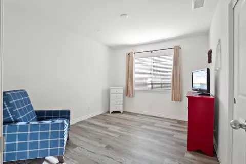 5710 Forry Ct, Lancaster, CA 93536 photo 15
