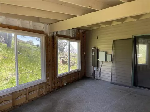 29650 Starland Dr, Tehachapi, CA 93561 photo 3