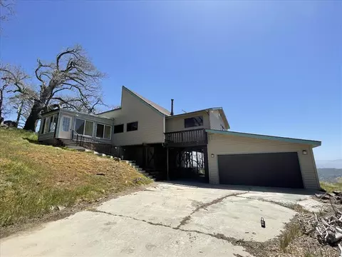 29650 Starland Dr, Tehachapi, CA 93561 photo 1