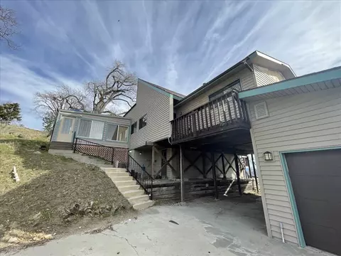 29650 Starland Dr, Tehachapi, CA 93561 photo 2