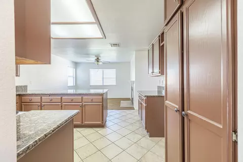 1623 Lobo Ct, Lancaster, CA 93535 photo 20