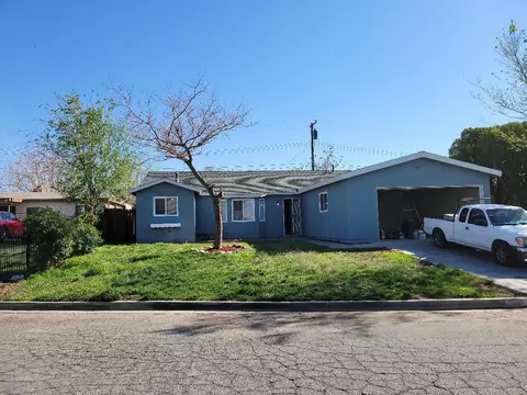 520 E Newgrove St, Lancaster, CA 93535 photo 1