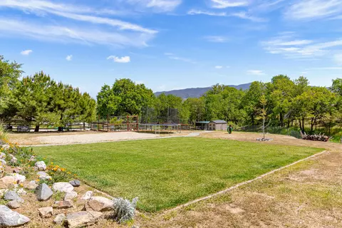 21408 Belmont Dr, Tehachapi, CA 93561 photo 39