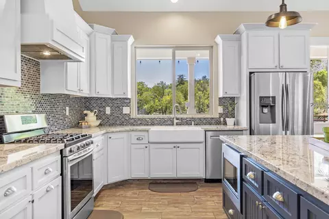 21408 Belmont Dr, Tehachapi, CA 93561 photo 10