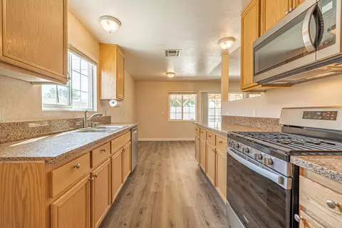 45337 Rodin Ave, Lancaster, CA 93535 photo 11