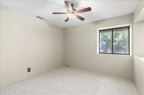 21720 San Gabriel Dr, Tehachapi, CA 93561 photo 14