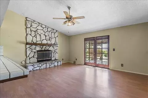 21720 San Gabriel Dr, Tehachapi, CA 93561 photo 6