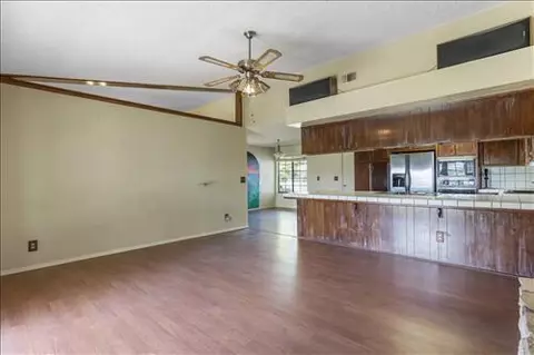21720 San Gabriel Dr, Tehachapi, CA 93561 photo 12