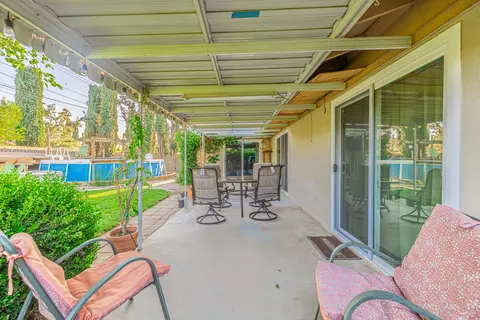 1064 E Ave J5, Lancaster, CA 93535 photo 18