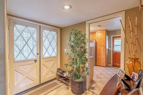 1064 E Ave J5, Lancaster, CA 93535 photo 2