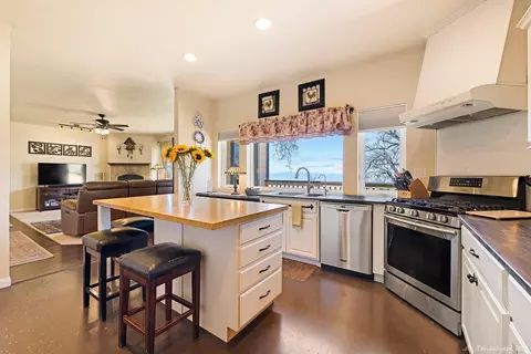 27220 Deertrail Dr, Tehachapi, CA 93561 photo 16