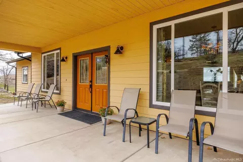 27220 Deertrail Dr, Tehachapi, CA 93561 photo 4