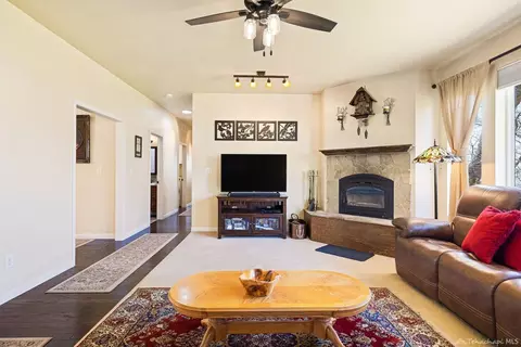 27220 Deertrail Dr, Tehachapi, CA 93561 photo 12