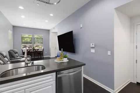 4951 Laurel St UNIT E, Montclair, CA 91763 photo 17