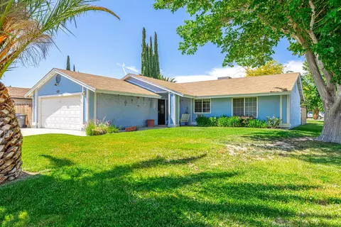 2305 Forry St, Lancaster, CA 93536 photo 3