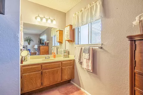 2305 Forry St, Lancaster, CA 93536 photo 20