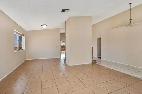 45044 Denmore Ave, Lancaster, CA 93534 photo 8