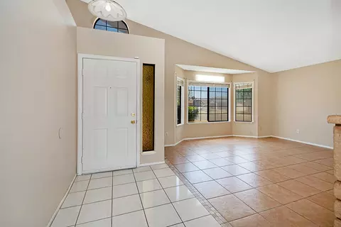 45044 Denmore Ave, Lancaster, CA 93534 photo 6