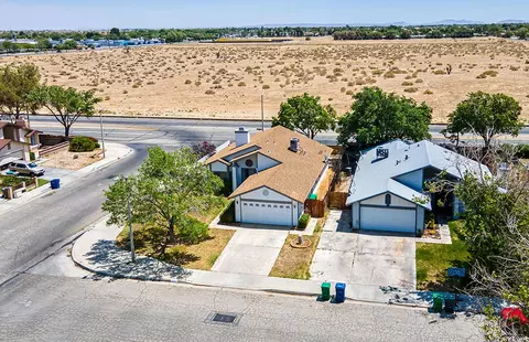 45044 Denmore Ave, Lancaster, CA 93534 photo 5