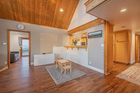 20460 Rex Dr, Tehachapi, CA 93561 photo 14