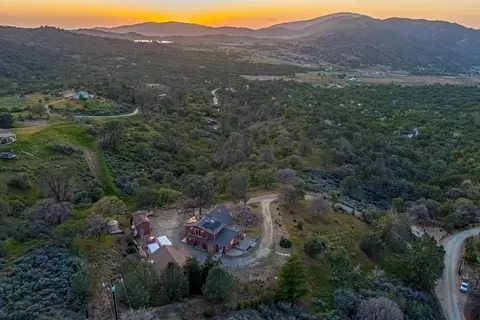 20460 Rex Dr, Tehachapi, CA 93561 photo 68