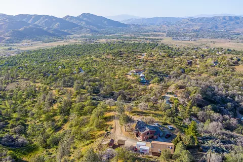 20460 Rex Dr, Tehachapi, CA 93561 photo 65
