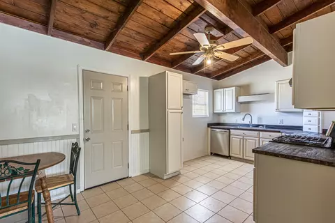 15957 Jean Dr, Mojave, CA 93501 photo 3