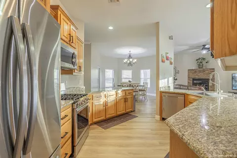 30150 Horsethief Dr, Tehachapi, CA 93561 photo 4