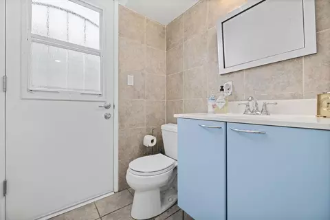 2421 E Alden St, Simi Valley, CA 93065 photo 10