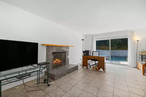 2421 E Alden St, Simi Valley, CA 93065 photo 8