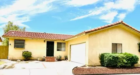 14233 Winchester Dr, Mojave, CA 93501 photo 2